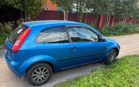 Ford Fiesta, 2005 год, 250 000 рублей, 3 фотография