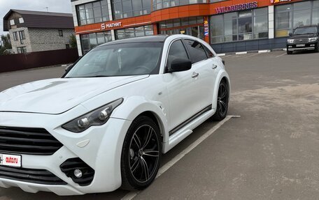 Infiniti QX70, 2014 год, 1 880 000 рублей, 13 фотография