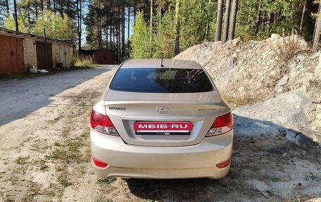 Hyundai Solaris II рестайлинг, 2012 год, 620 000 рублей, 4 фотография