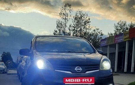 Nissan Note II рестайлинг, 2011 год, 690 000 рублей, 2 фотография