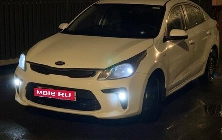 KIA Rio IV, 2017 год, 870 000 рублей, 4 фотография