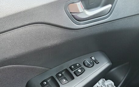 Hyundai Solaris II рестайлинг, 2018 год, 1 300 000 рублей, 6 фотография