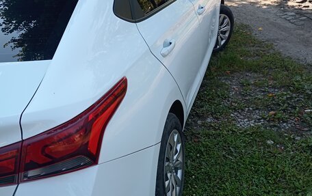 Hyundai Solaris II рестайлинг, 2018 год, 1 300 000 рублей, 20 фотография