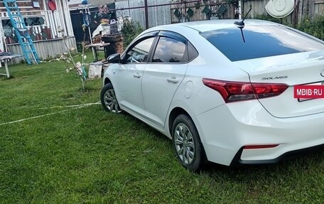 Hyundai Solaris II рестайлинг, 2018 год, 1 300 000 рублей, 17 фотография