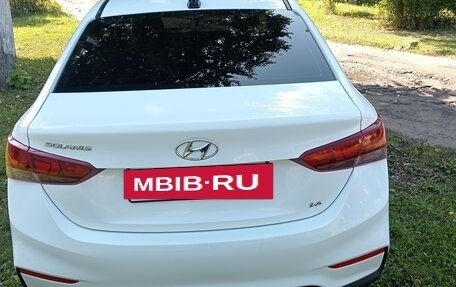 Hyundai Solaris II рестайлинг, 2018 год, 1 300 000 рублей, 21 фотография