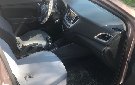 Hyundai Solaris II рестайлинг, 2019 год, 1 500 000 рублей, 7 фотография