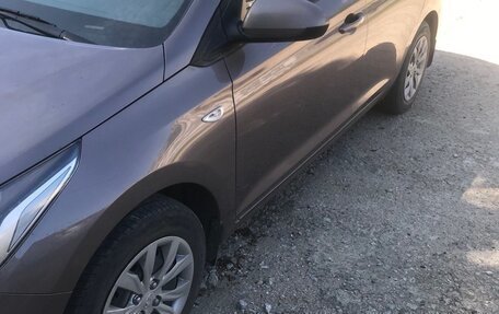 Hyundai Solaris II рестайлинг, 2019 год, 1 500 000 рублей, 11 фотография