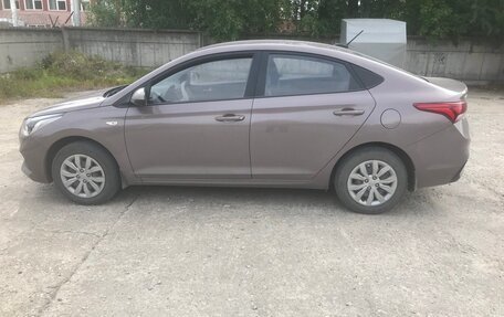 Hyundai Solaris II рестайлинг, 2019 год, 1 500 000 рублей, 13 фотография