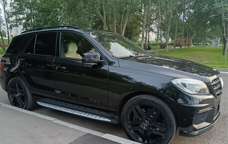 Mercedes-Benz M-Класс, 2013 год, 2 300 000 рублей, 1 фотография