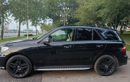 Mercedes-Benz M-Класс, 2013 год, 2 300 000 рублей, 3 фотография