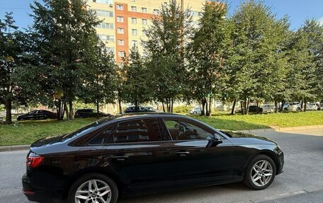 Audi A4, 2017 год, 2 000 000 рублей, 11 фотография
