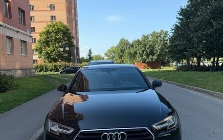 Audi A4, 2017 год, 2 000 000 рублей, 3 фотография
