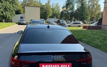 Audi A4, 2017 год, 2 000 000 рублей, 12 фотография