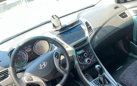 Hyundai Elantra V, 2015 год, 850 000 рублей, 8 фотография