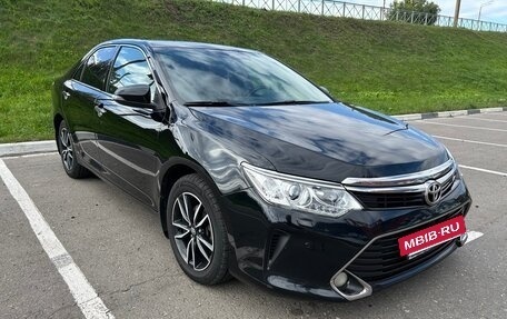 Toyota Camry, 2017 год, 2 370 000 рублей, 4 фотография