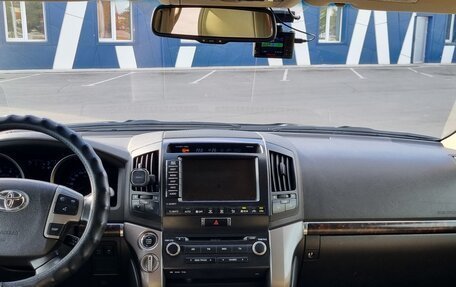 Toyota Land Cruiser 200, 2007 год, 3 160 000 рублей, 13 фотография