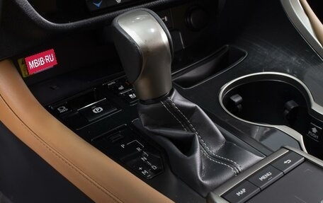 Lexus RX IV рестайлинг, 2021 год, 5 450 000 рублей, 17 фотография