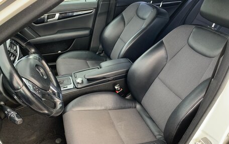 Mercedes-Benz C-Класс, 2012 год, 1 300 000 рублей, 19 фотография