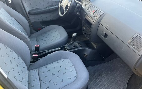 Skoda Fabia I, 2001 год, 265 000 рублей, 13 фотография
