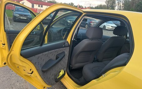 Skoda Fabia I, 2001 год, 265 000 рублей, 10 фотография