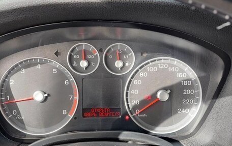 Ford Focus II рестайлинг, 2007 год, 310 000 рублей, 23 фотография