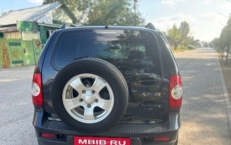 Chevrolet Niva I рестайлинг, 2011 год, 470 000 рублей, 4 фотография