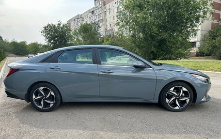 Hyundai Elantra, 2022 год, 2 250 000 рублей, 7 фотография