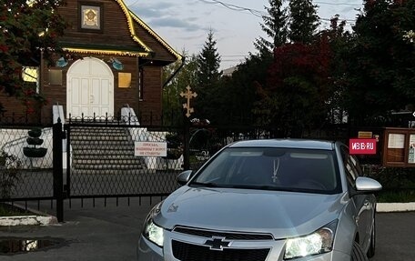 Chevrolet Cruze II, 2009 год, 649 000 рублей, 4 фотография