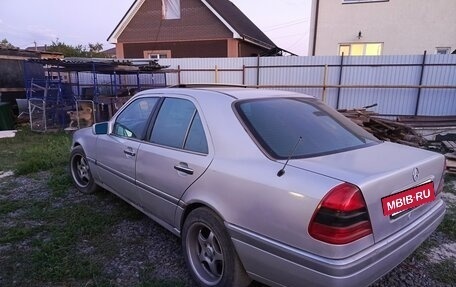 Mercedes-Benz C-Класс, 1993 год, 320 000 рублей, 4 фотография