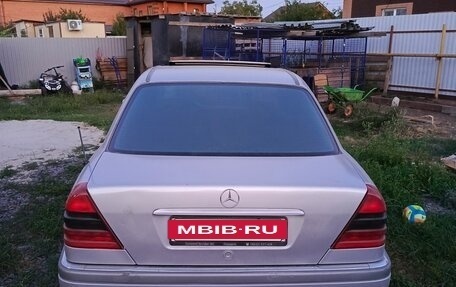 Mercedes-Benz C-Класс, 1993 год, 320 000 рублей, 8 фотография