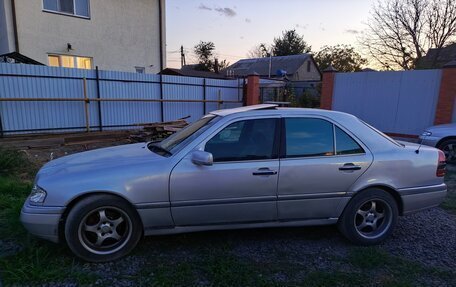 Mercedes-Benz C-Класс, 1993 год, 320 000 рублей, 11 фотография