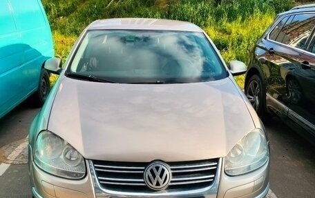 Volkswagen Jetta VI, 2009 год, 650 000 рублей, 1 фотография