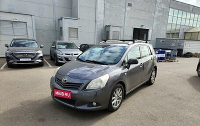 Toyota Verso I, 2011 год, 949 000 рублей, 1 фотография