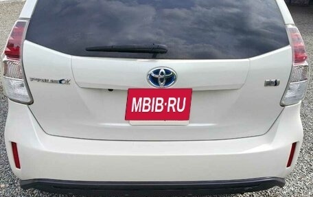 Toyota Prius Alpha I (ZVW40/41), 2015 год, 1 449 000 рублей, 4 фотография