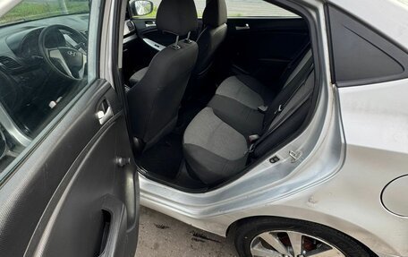 Hyundai Solaris II рестайлинг, 2013 год, 380 000 рублей, 5 фотография
