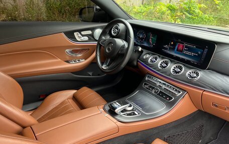 Mercedes-Benz E-Класс, 2017 год, 3 500 000 рублей, 9 фотография
