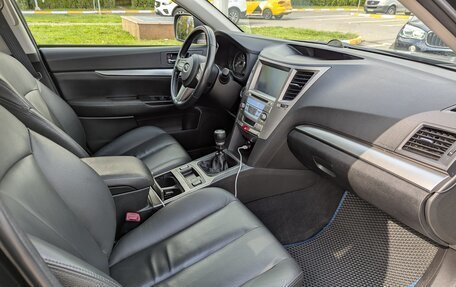 Subaru Outback IV рестайлинг, 2011 год, 1 450 000 рублей, 4 фотография