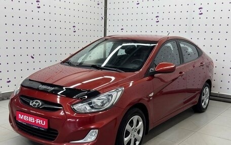 Hyundai Solaris II рестайлинг, 2013 год, 860 000 рублей, 1 фотография