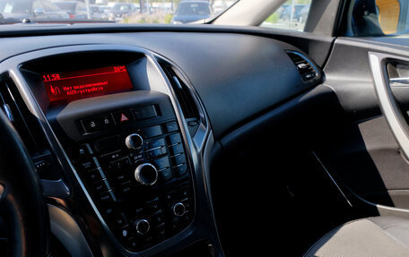 Opel Astra J, 2011 год, 508 800 рублей, 16 фотография