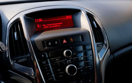 Opel Astra J, 2011 год, 508 800 рублей, 17 фотография