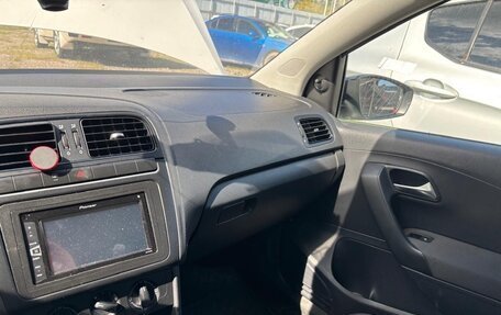 Volkswagen Polo VI (EU Market), 2010 год, 649 000 рублей, 7 фотография