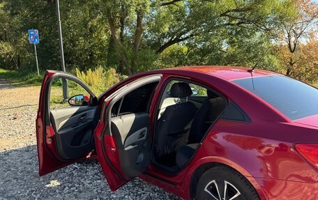 Chevrolet Cruze II, 2010 год, 680 000 рублей, 2 фотография