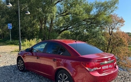 Chevrolet Cruze II, 2010 год, 680 000 рублей, 5 фотография