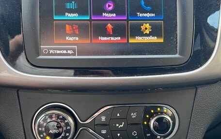 Renault Sandero II рестайлинг, 2019 год, 1 099 000 рублей, 18 фотография