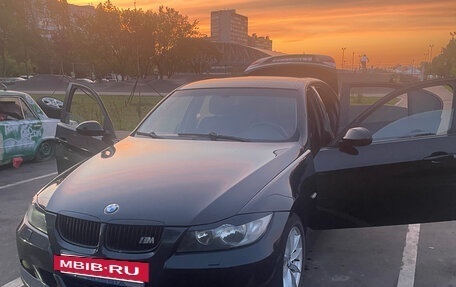 BMW 3 серия, 2006 год, 680 000 рублей, 3 фотография