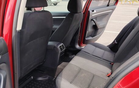 Volkswagen Jetta VI, 2010 год, 450 000 рублей, 6 фотография