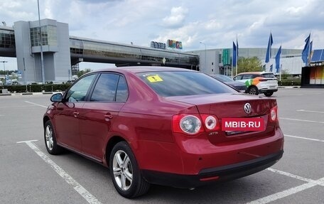 Volkswagen Jetta VI, 2010 год, 450 000 рублей, 8 фотография