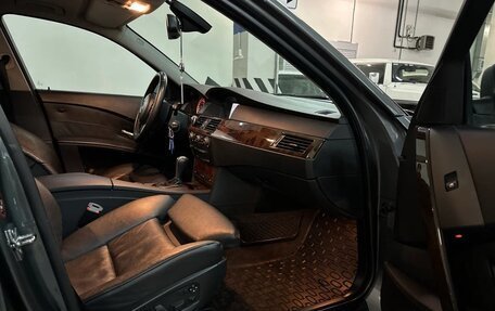 BMW 5 серия, 2007 год, 1 010 000 рублей, 14 фотография