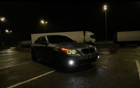 BMW 5 серия, 2007 год, 1 010 000 рублей, 12 фотография