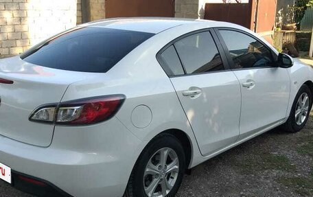 Mazda 3, 2011 год, 1 200 000 рублей, 2 фотография